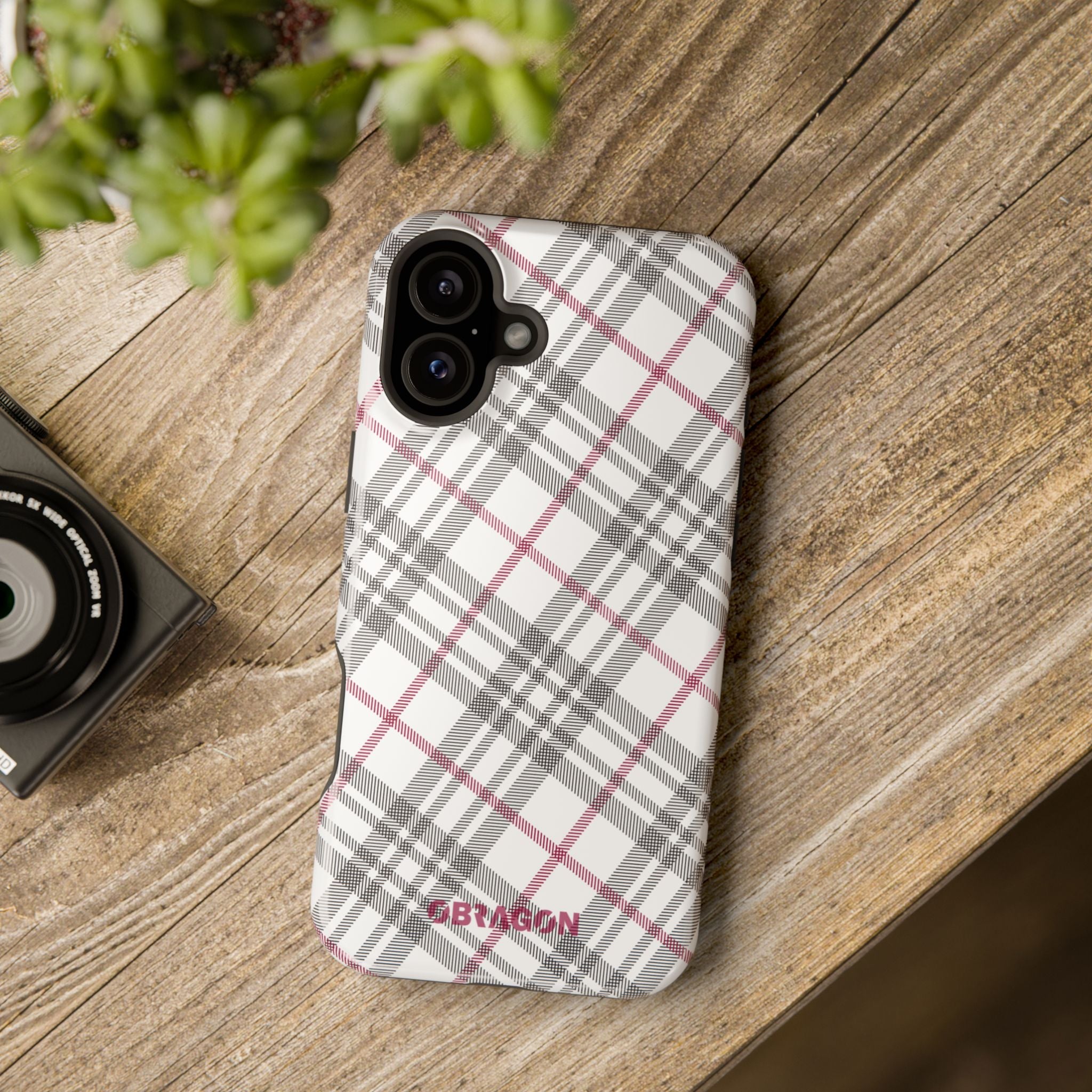 iPhone 16 Plus